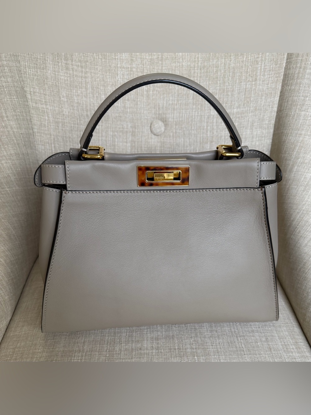 Fendi Classic Dove Gray Medium Peekaboo Top-Handle/crossbody Bag